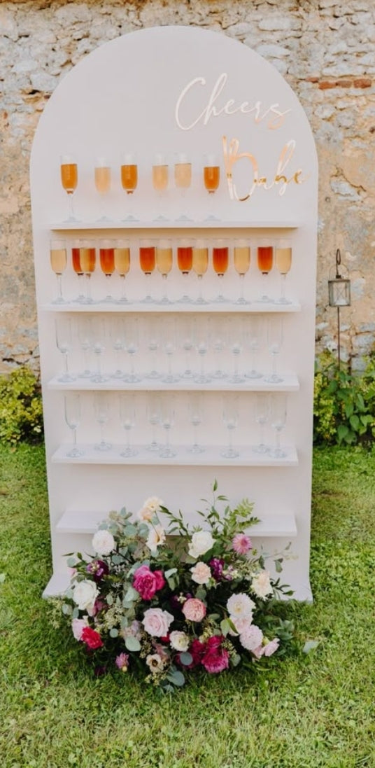 Welcome Drinks / Gift Wall